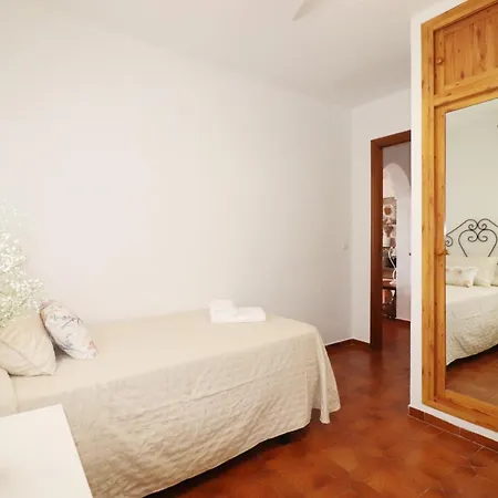 Villa El Barco Spainsunrentals 1200 Nerja